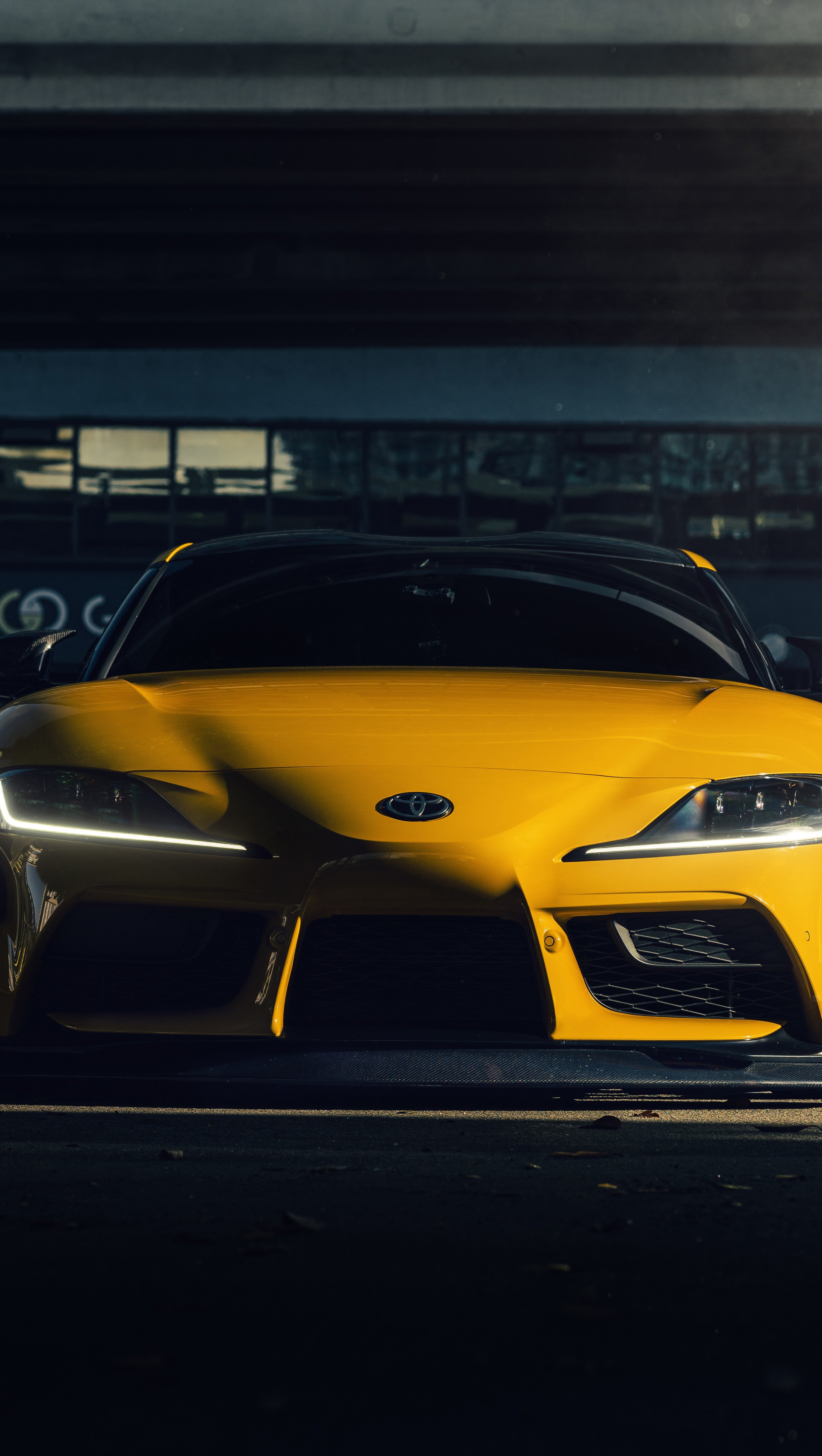 Supra DT Vossen Bagged Yellow Wallpaper