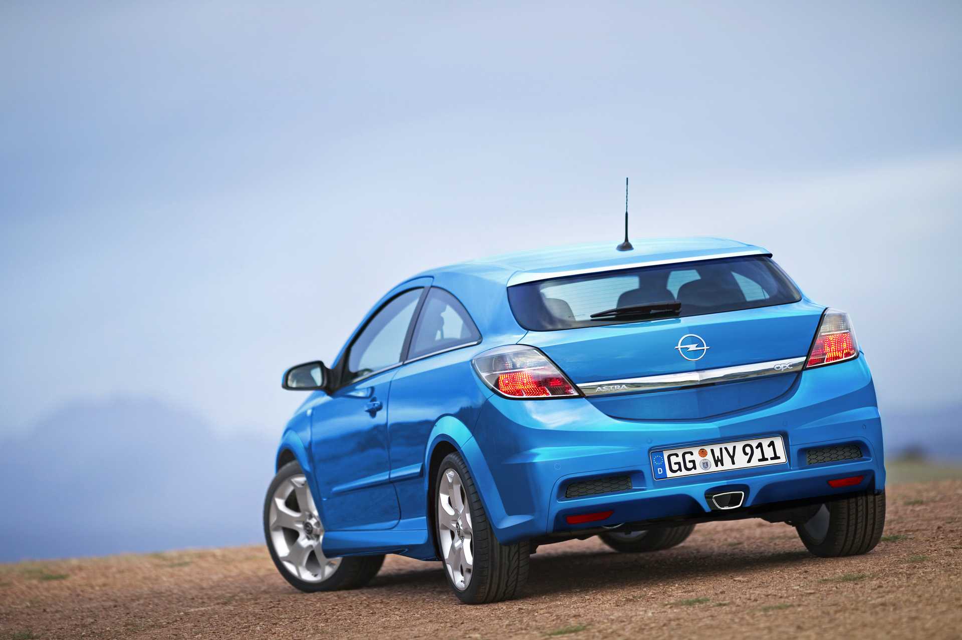 image of Opel Astra OPC 2.0 Turbo