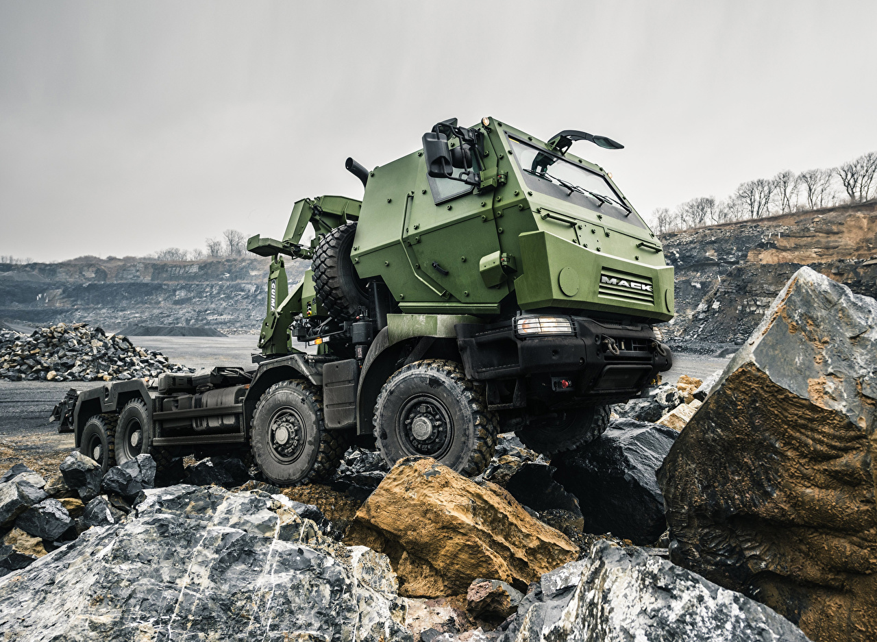 Desktop Wallpaper Military vehicle