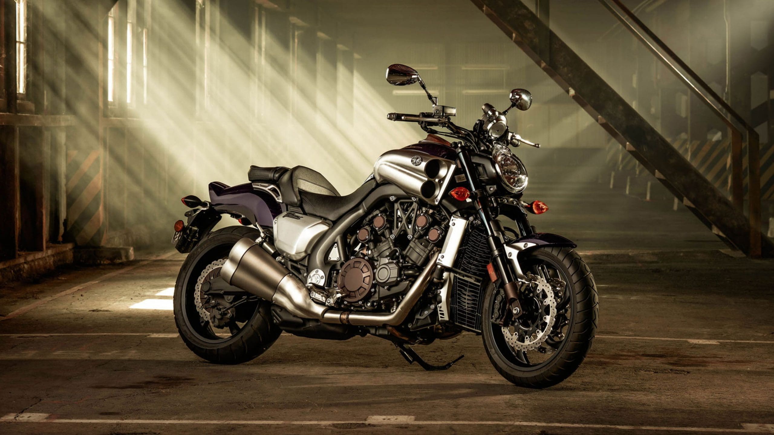 Yamaha Motorcycle [4K] Wallpaper