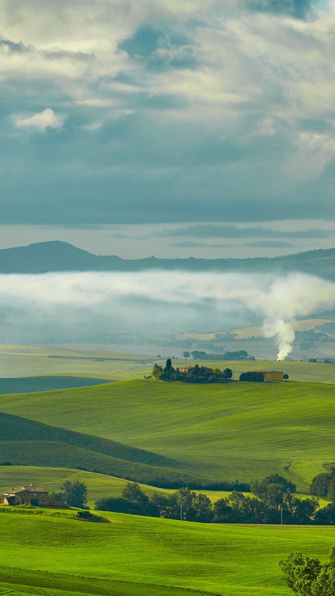 Tuscany, Italy, green fields, houses
