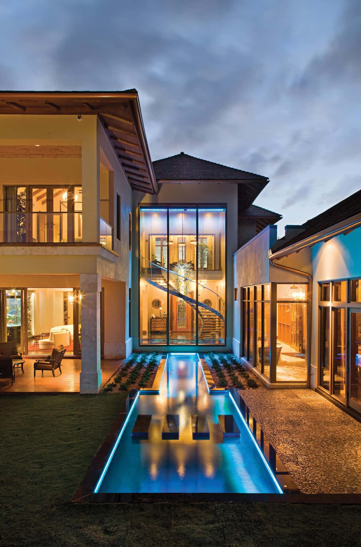 Luxury House Wallpaper