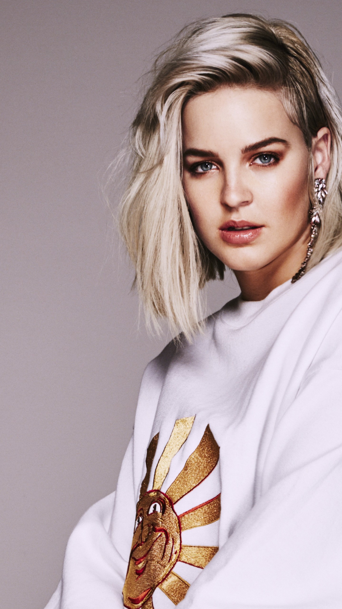 Anne Marie (Singer) wallpaper