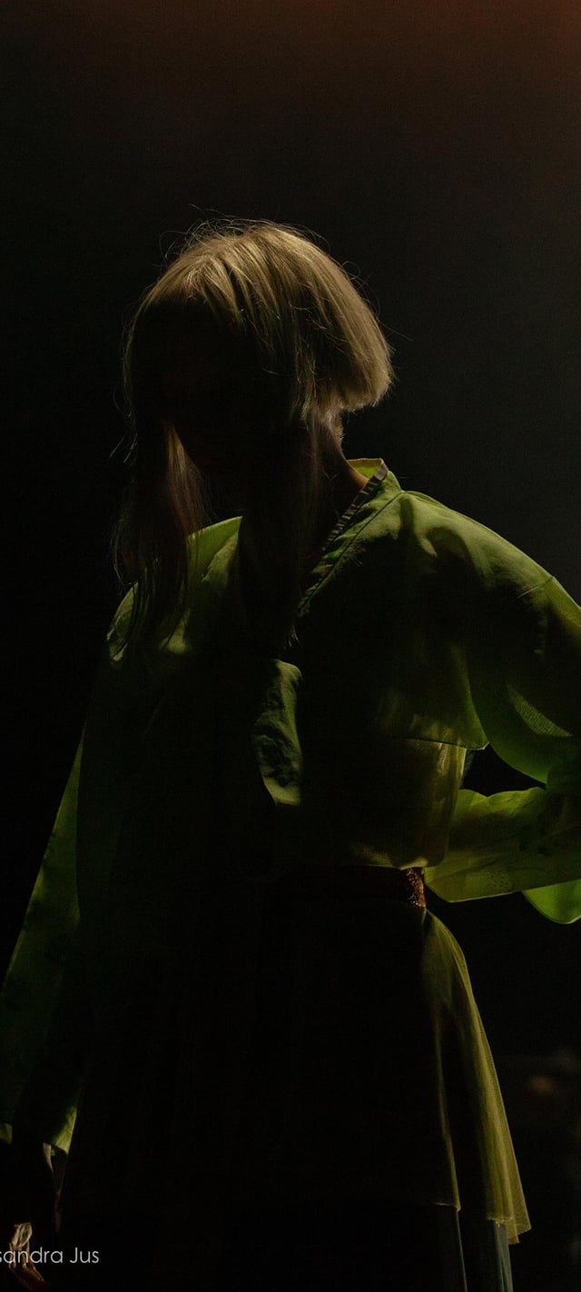 Some Aurora Phone Wallpaper cropped to