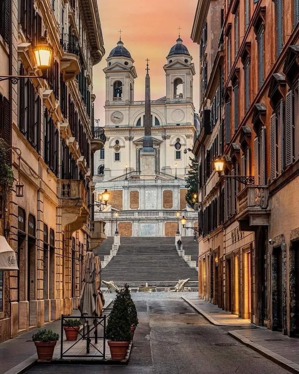 Spanish Steps at dawn in Rome, Italy