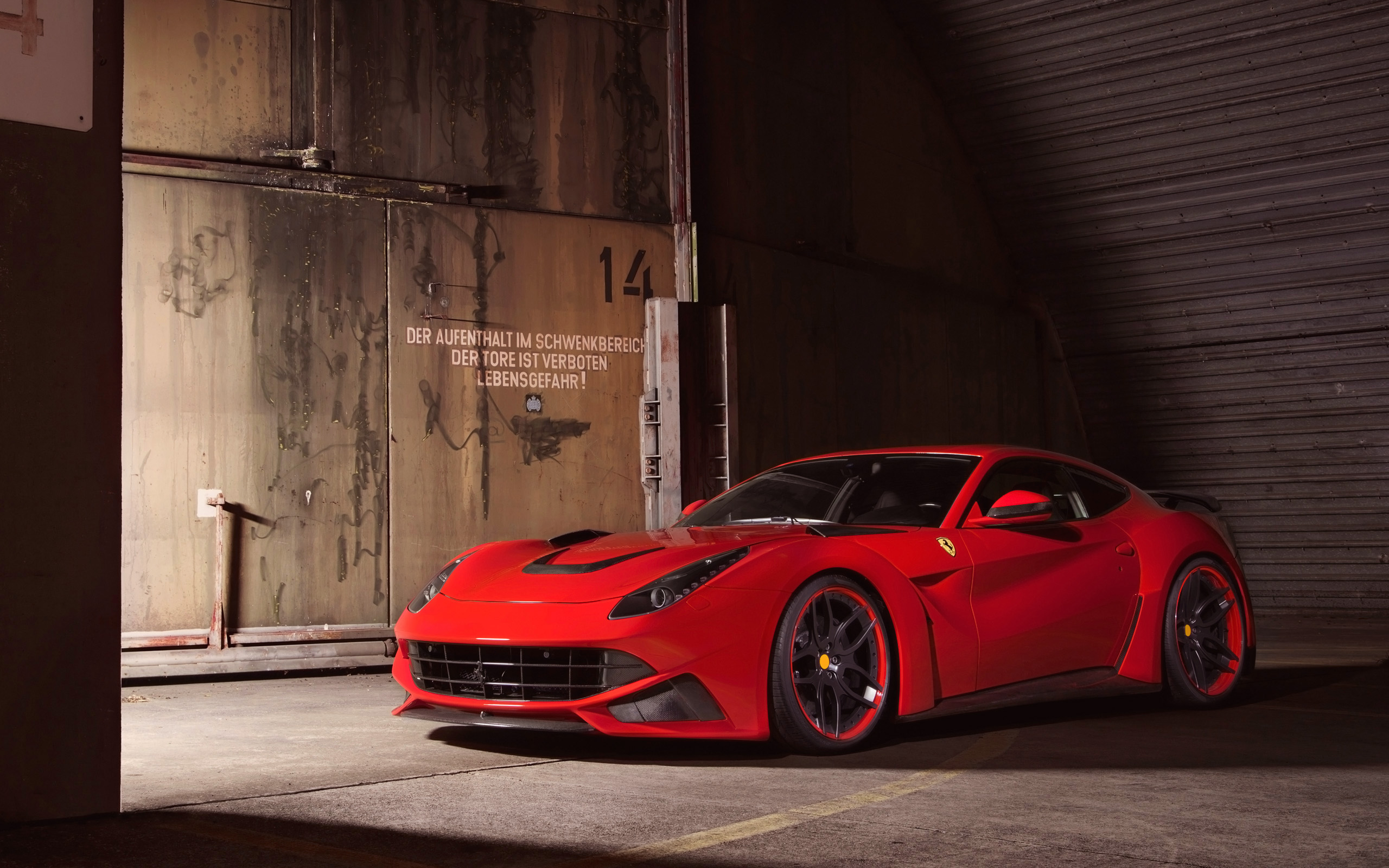Ferrari F12 Wallpaper