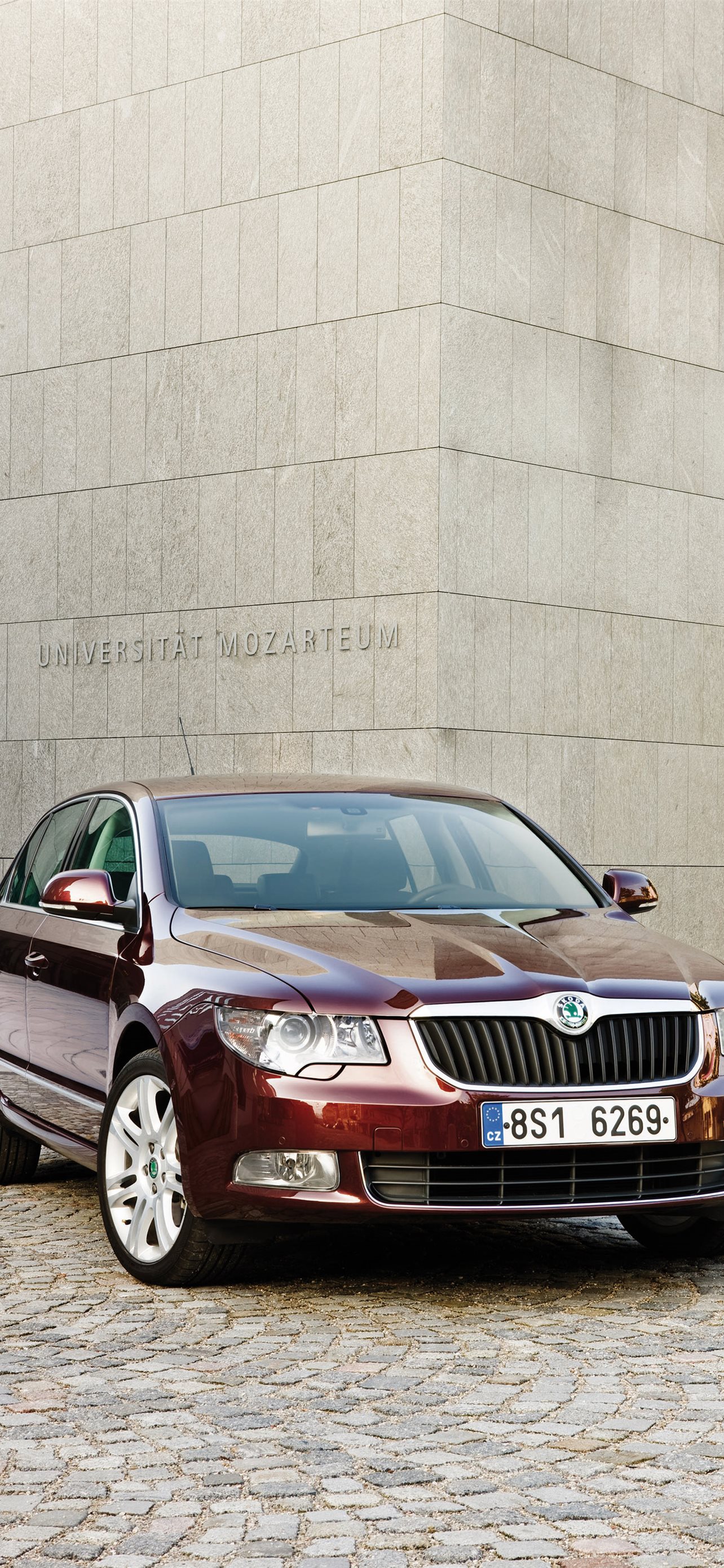 Best Skoda superb iPhone HD Wallpaper