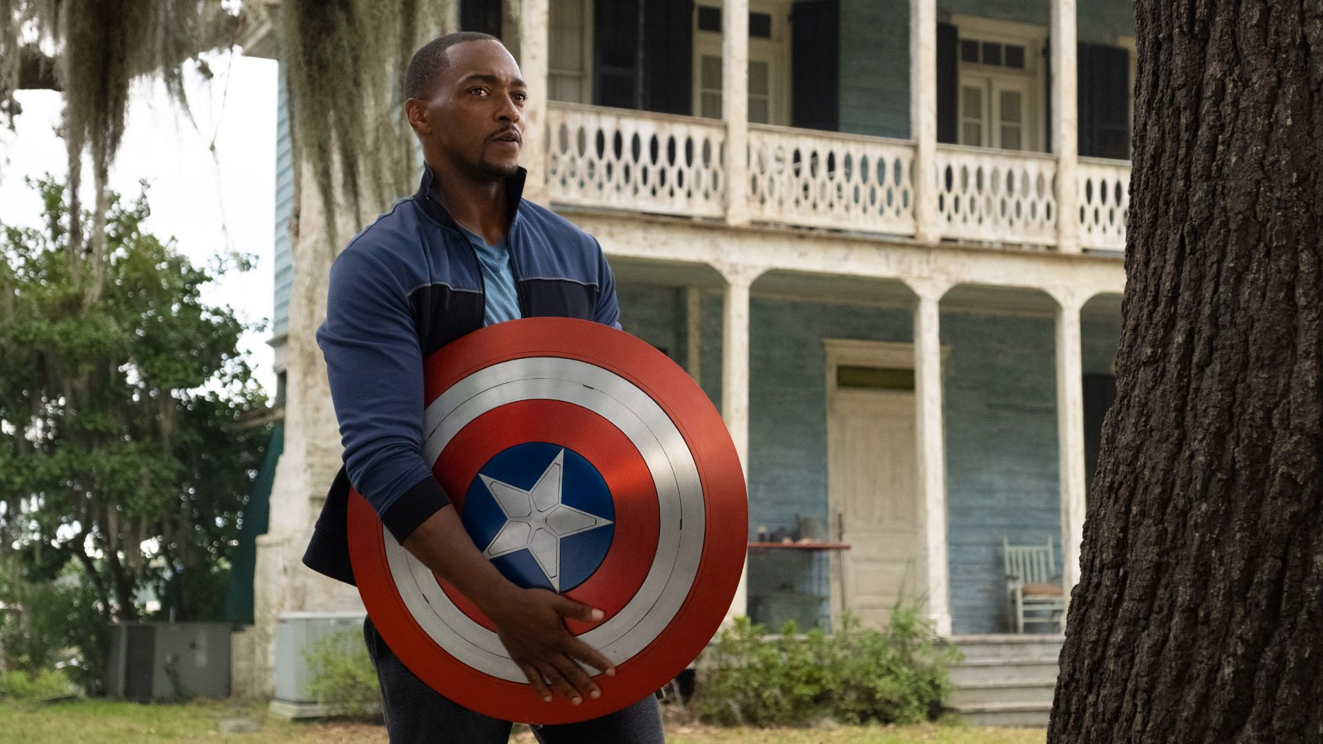 Sam Wilson's new Captain America suit