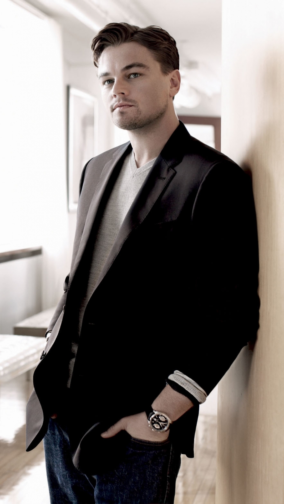 Download Celebrity Leonardo Dicaprio