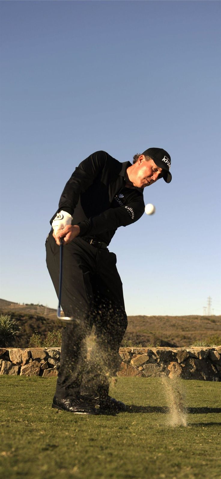 Phil Mickelson Cave iPhone 11 Wallpaper