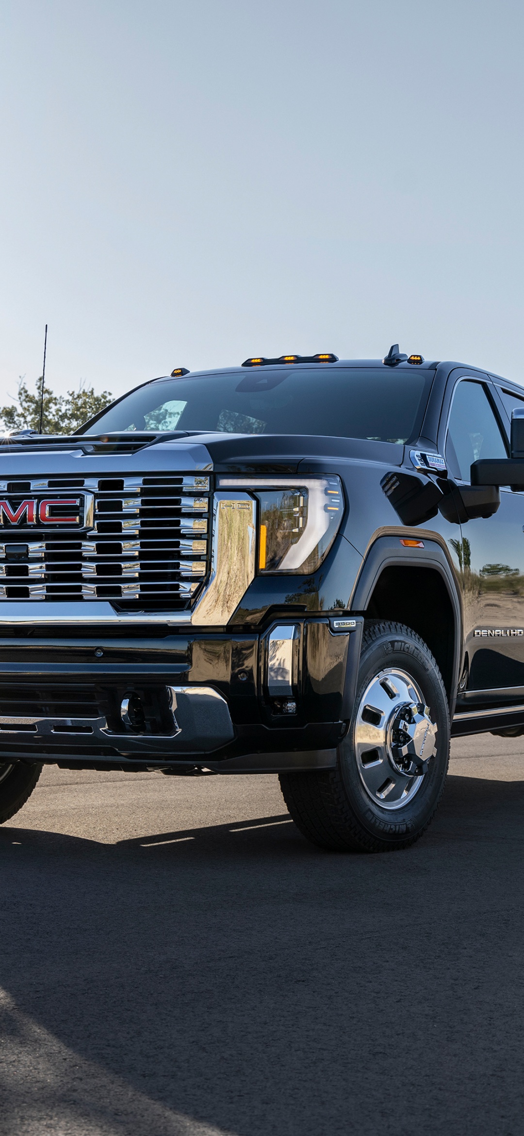 GMC Sierra 3500 HD Denali Crew Cab