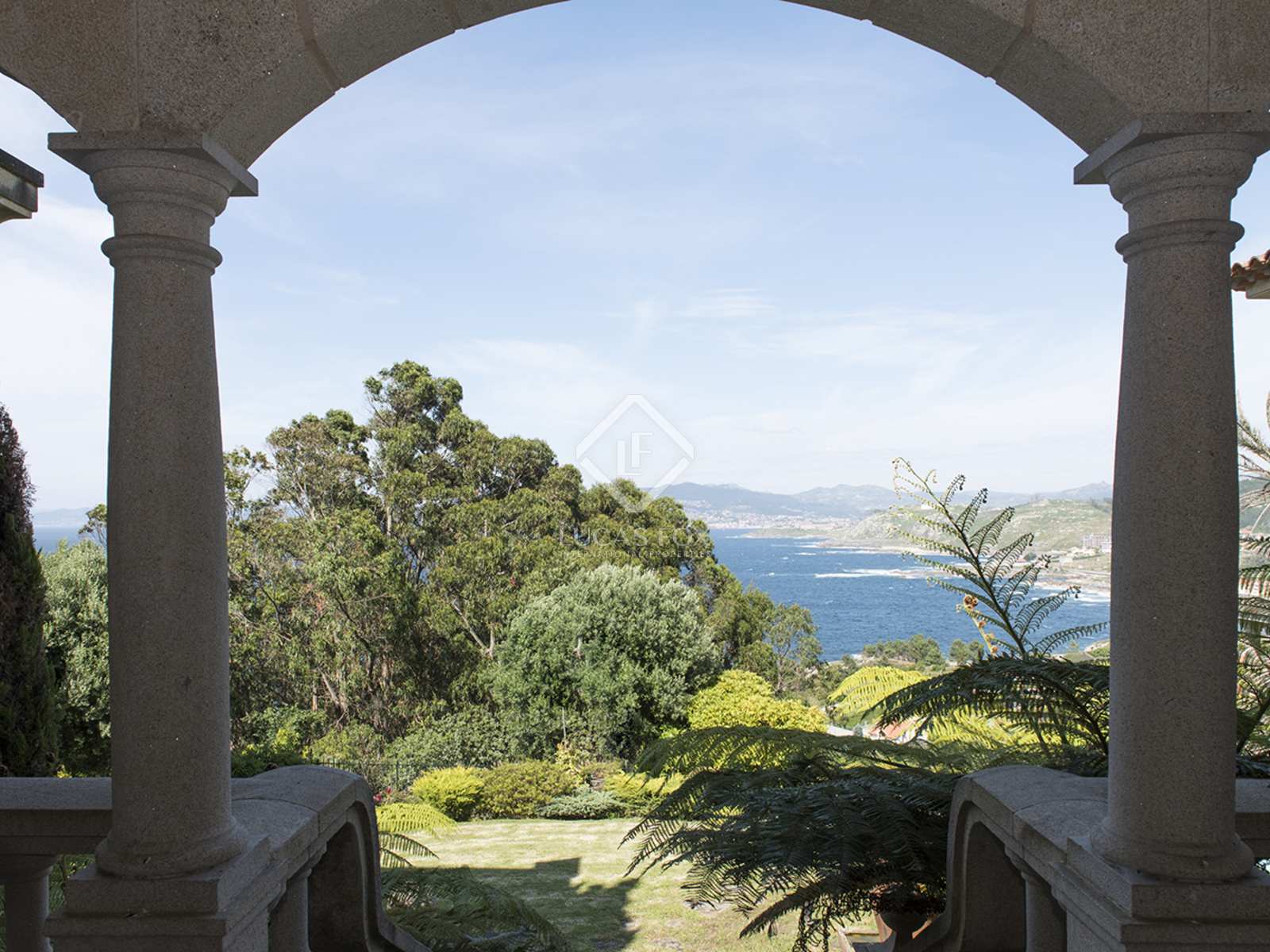 villa for prime sale in Pontevedra, Galicia
