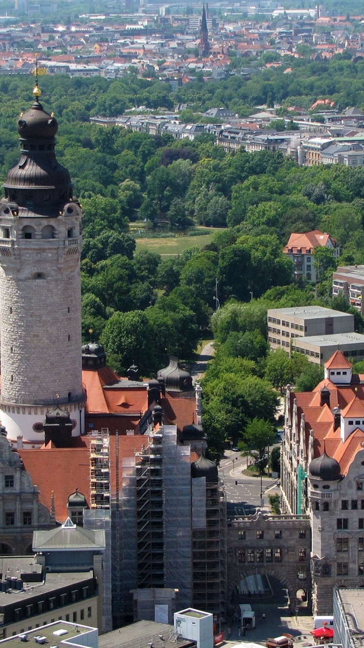 Leipzig Rathaus, Germany, houses, trees