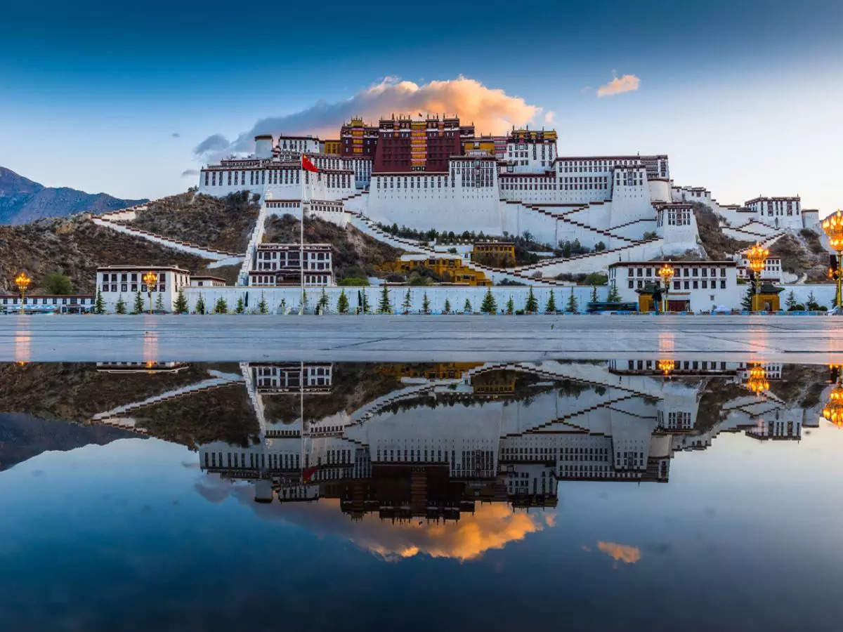 unbelievably beautiful photo of Tibet