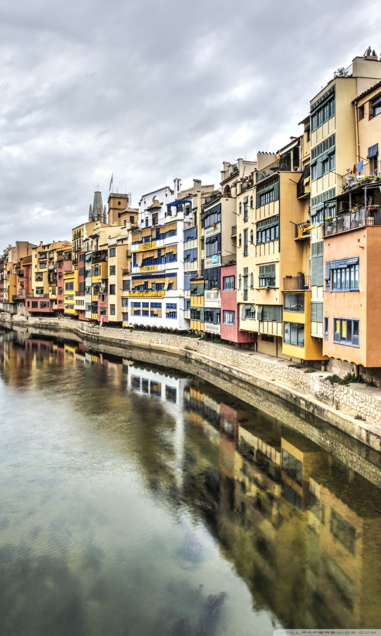 River Onyar (Girona, Catalonia) Ultra