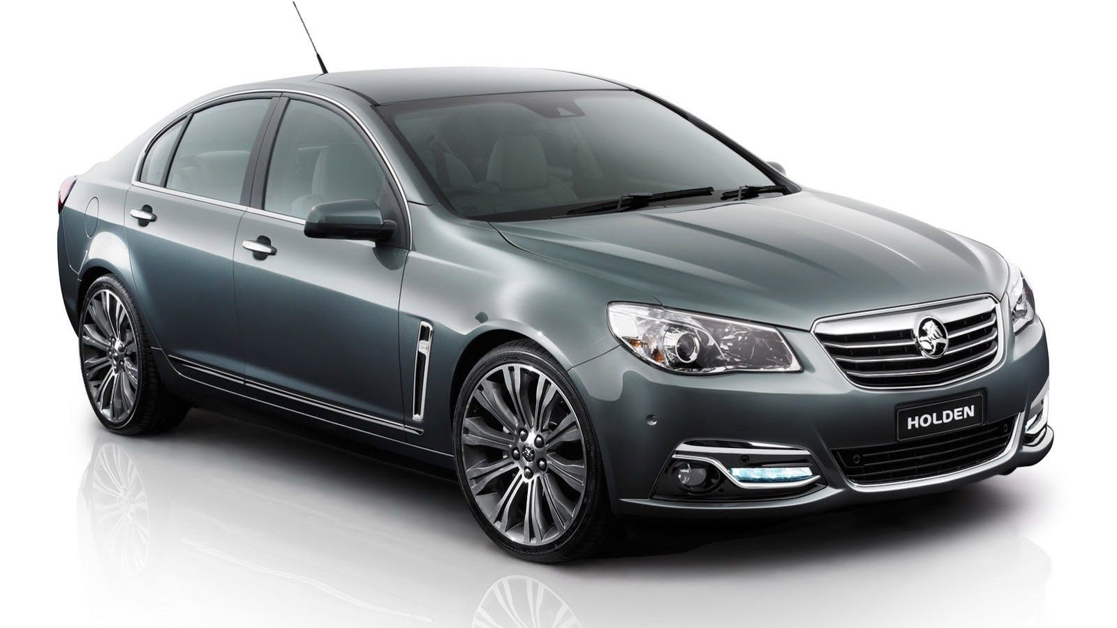 VF Holden Commodore revealed, previews