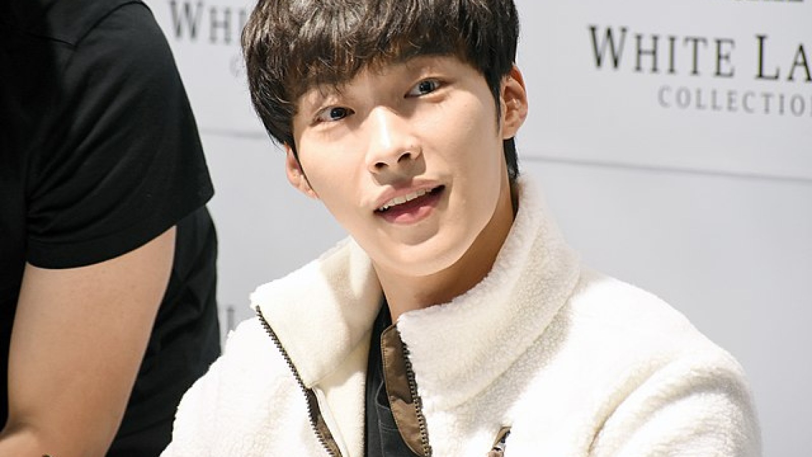 Bloodhounds': Woo Do Hwan Reveals He