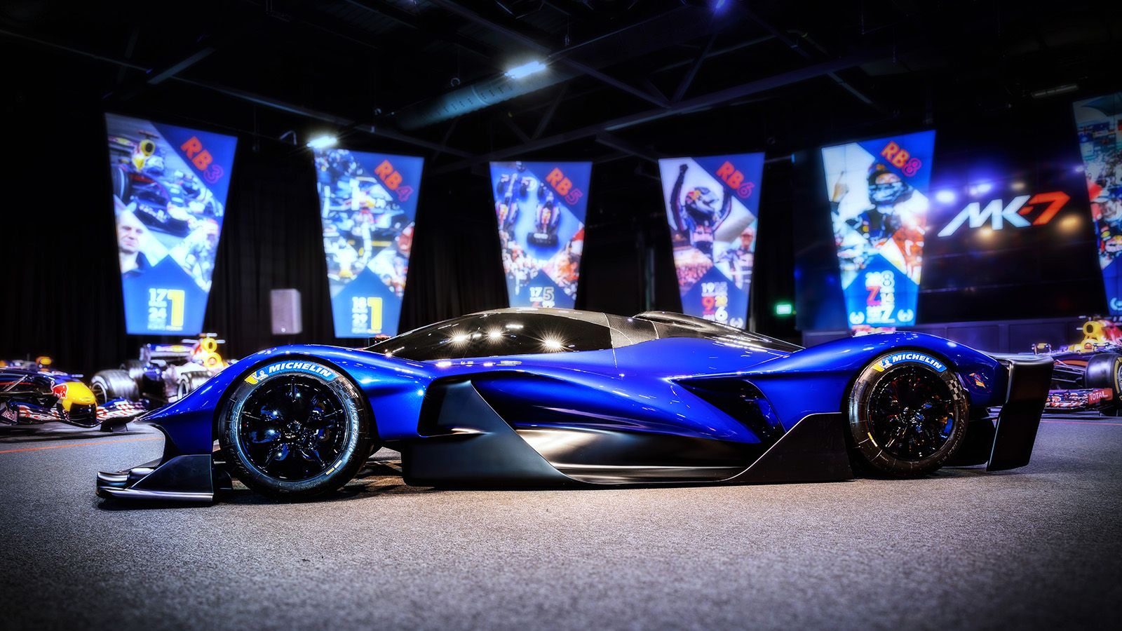 customizable hypercar 'RB17