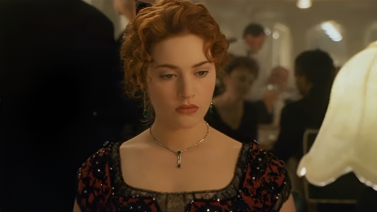 How Old Was Rose In Titanic? Why