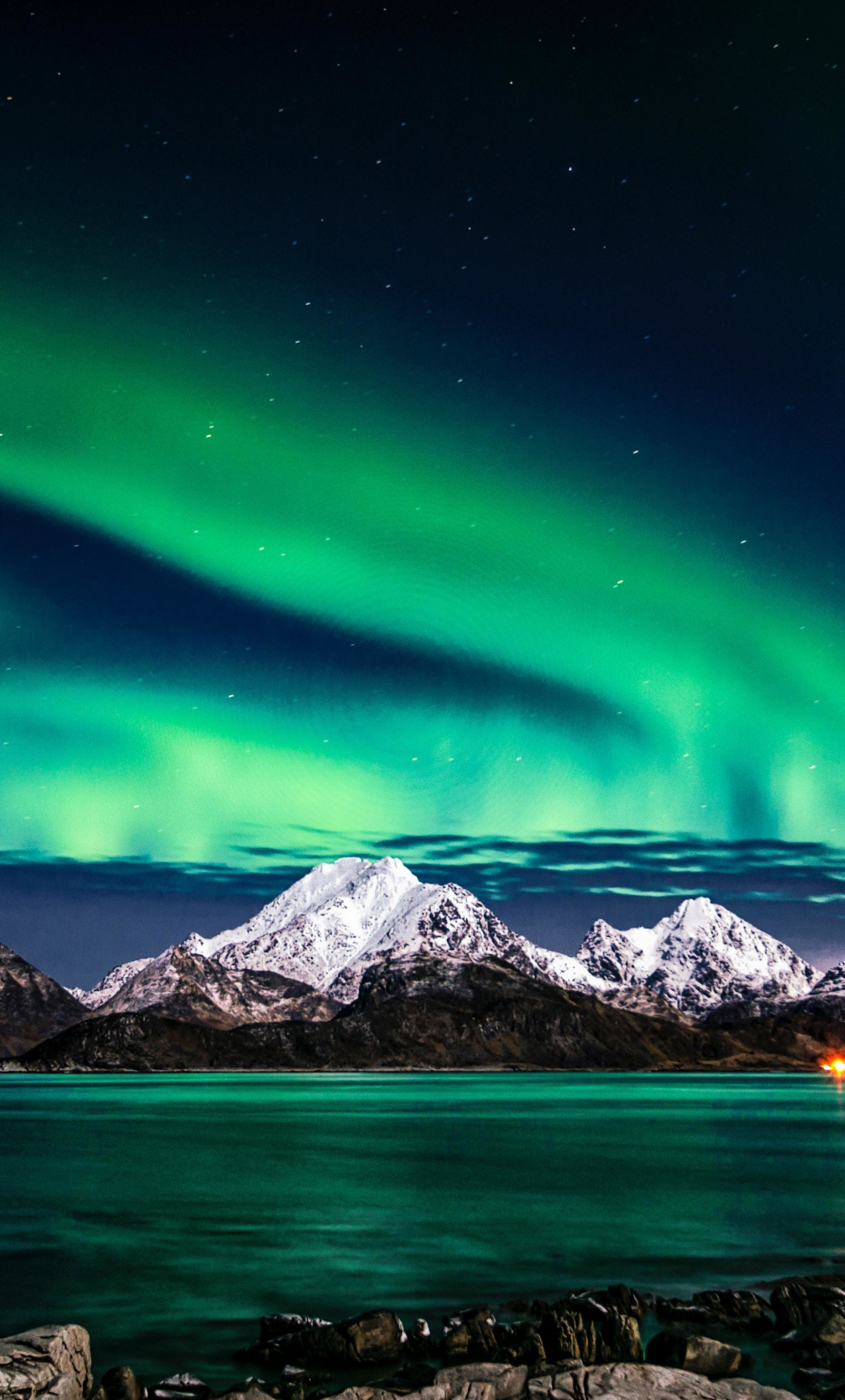 wallpaper 1280x2120 aurora borealis
