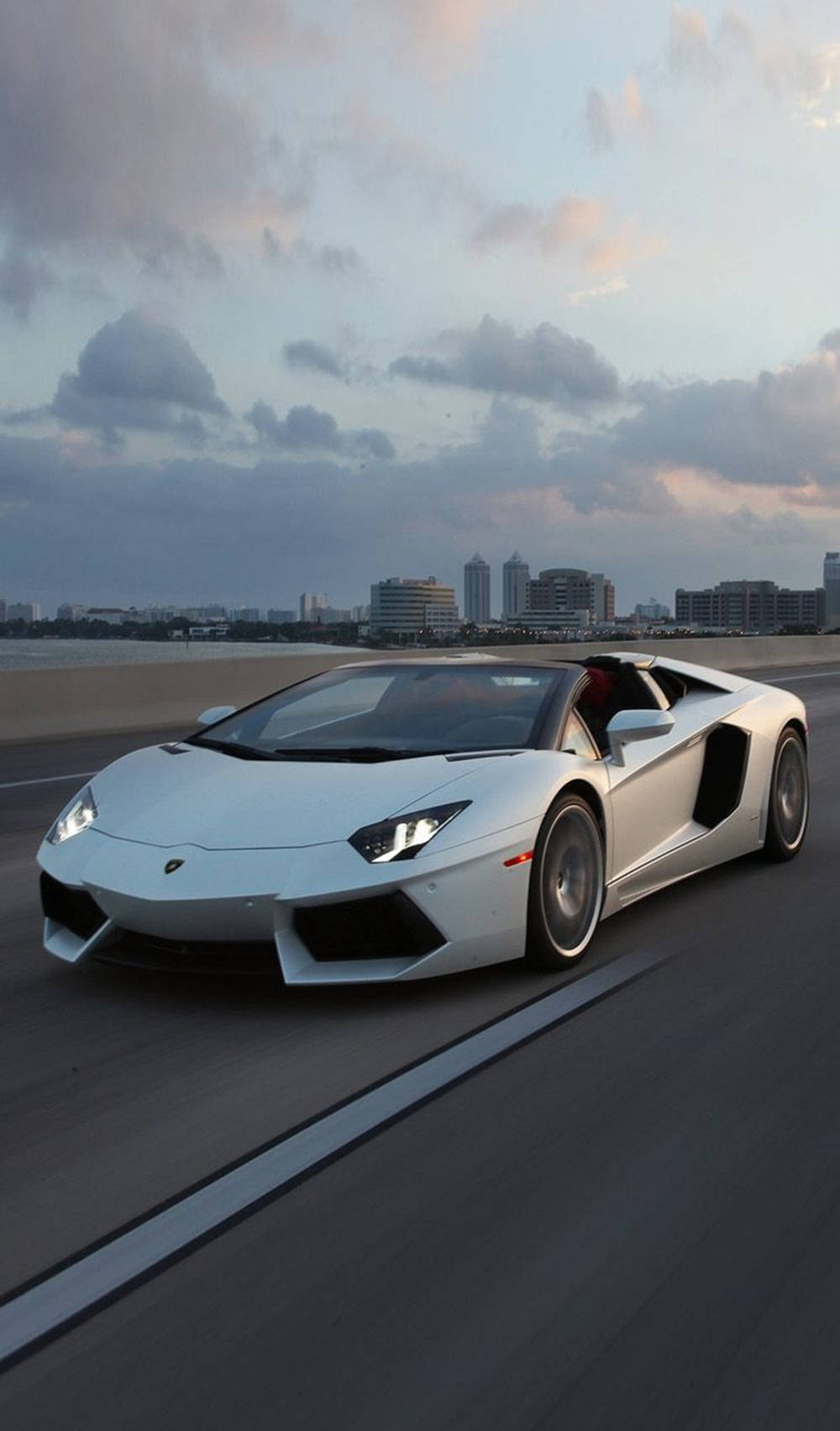 Lamborghini iPhone HD Wallpaper