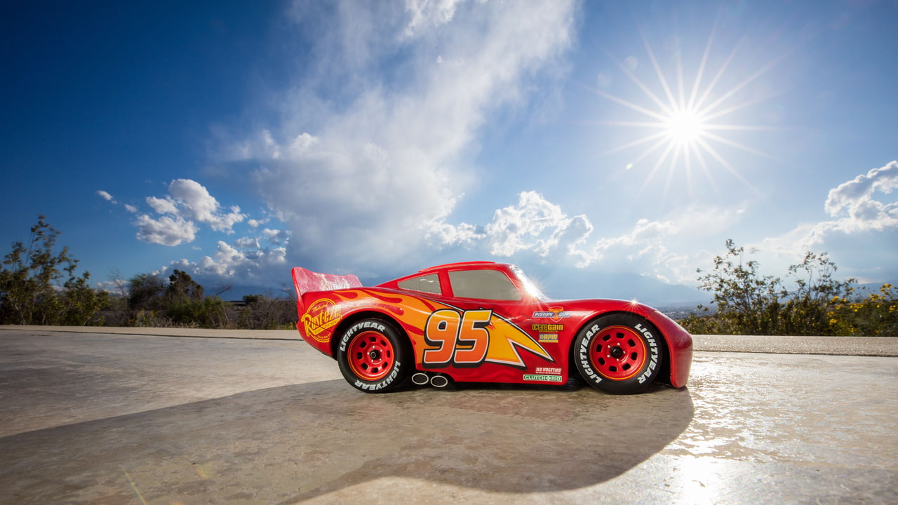 Ultimate Lightning McQueen' Race Car