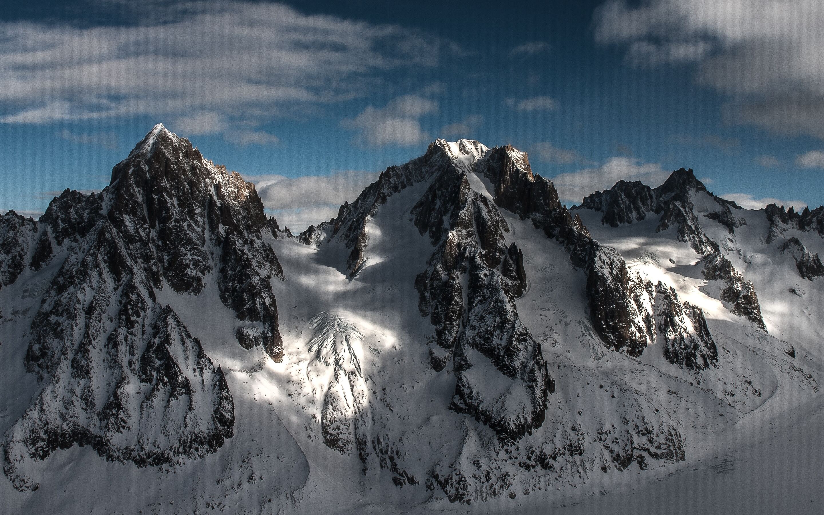 Snowy Mountains Macbook Pro
