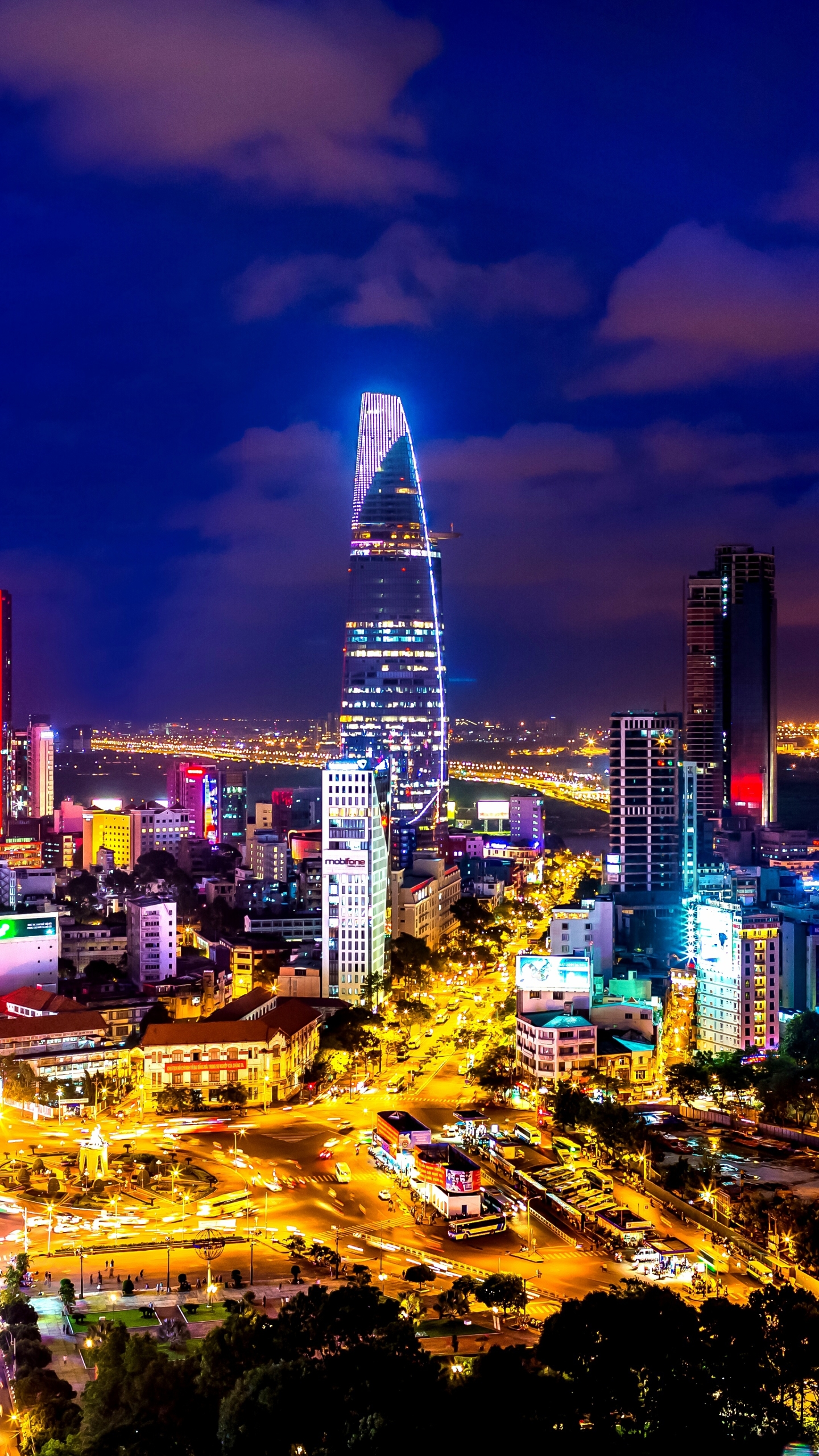 Download Ho Chi Minh City wallpaper