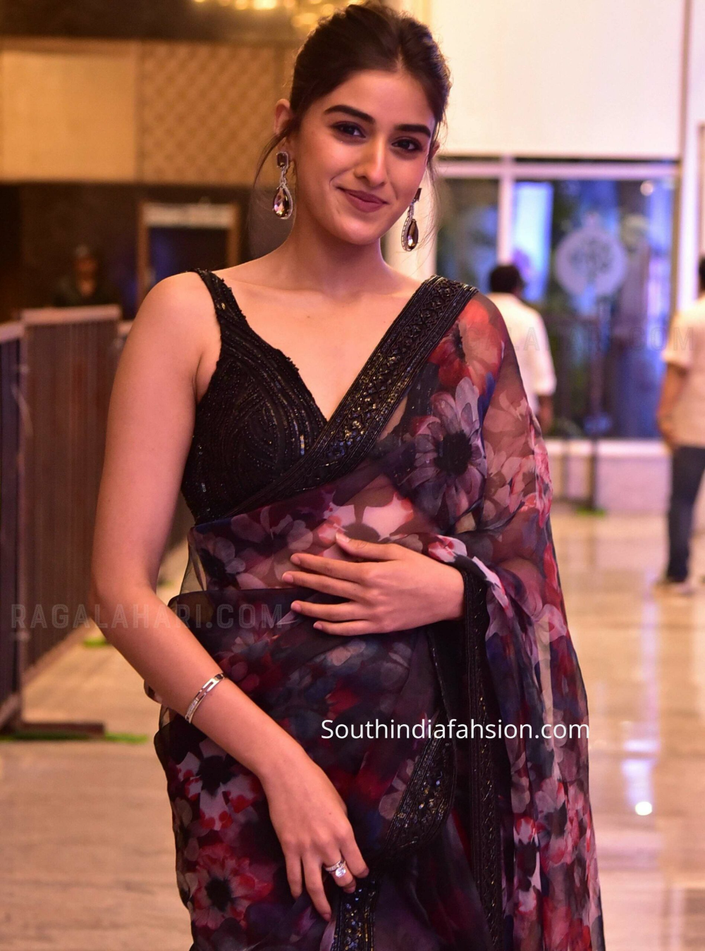 Sakshi Vaidya Shines