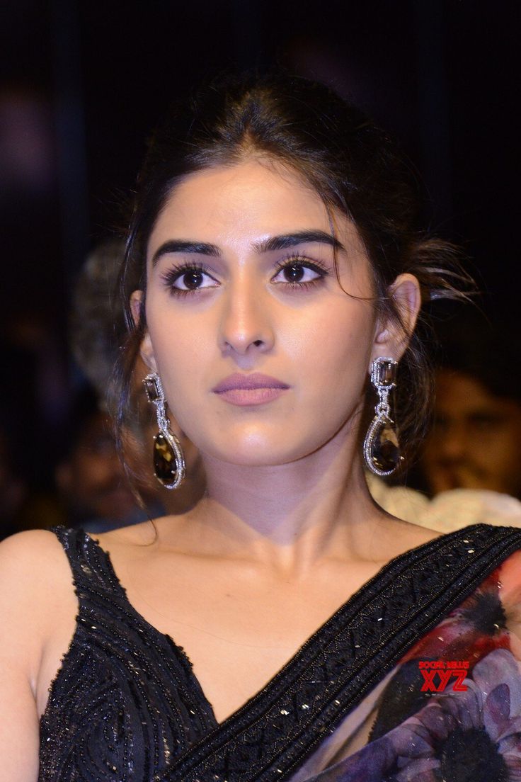 Actress Sakshi Vaidya Glam Stills From