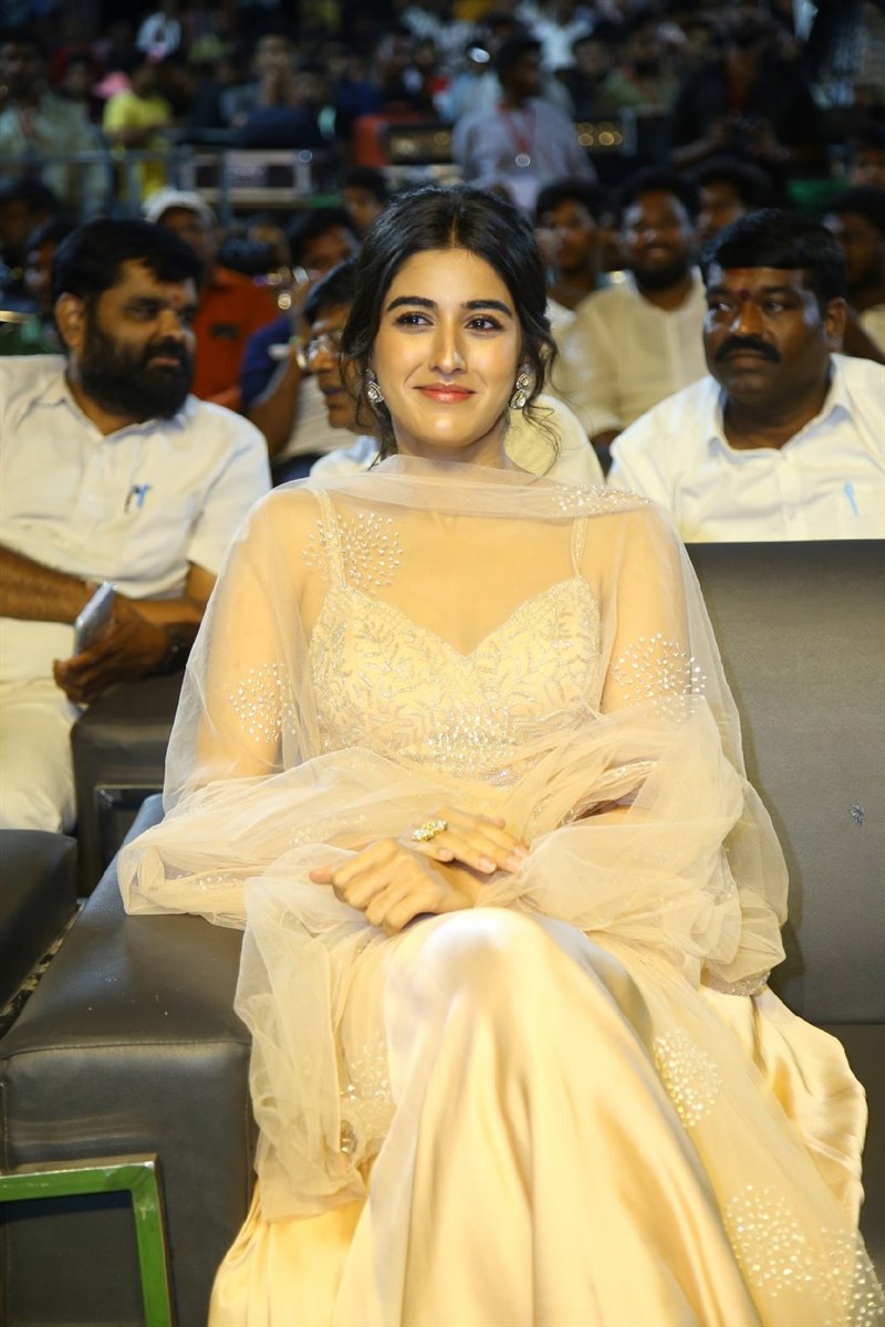 Actress Sakshi Vaidya Image Agent