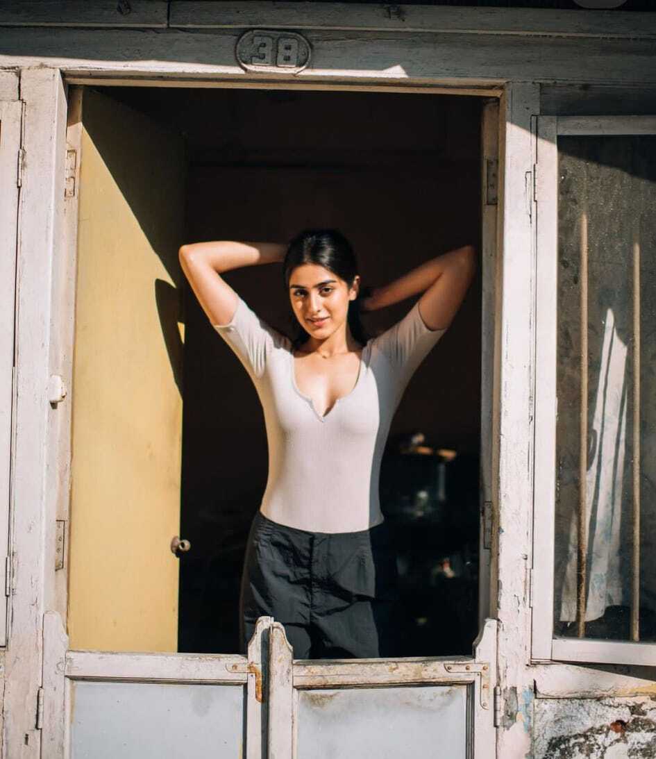 Sakshi Vaidya Photo: Find Latest HD
