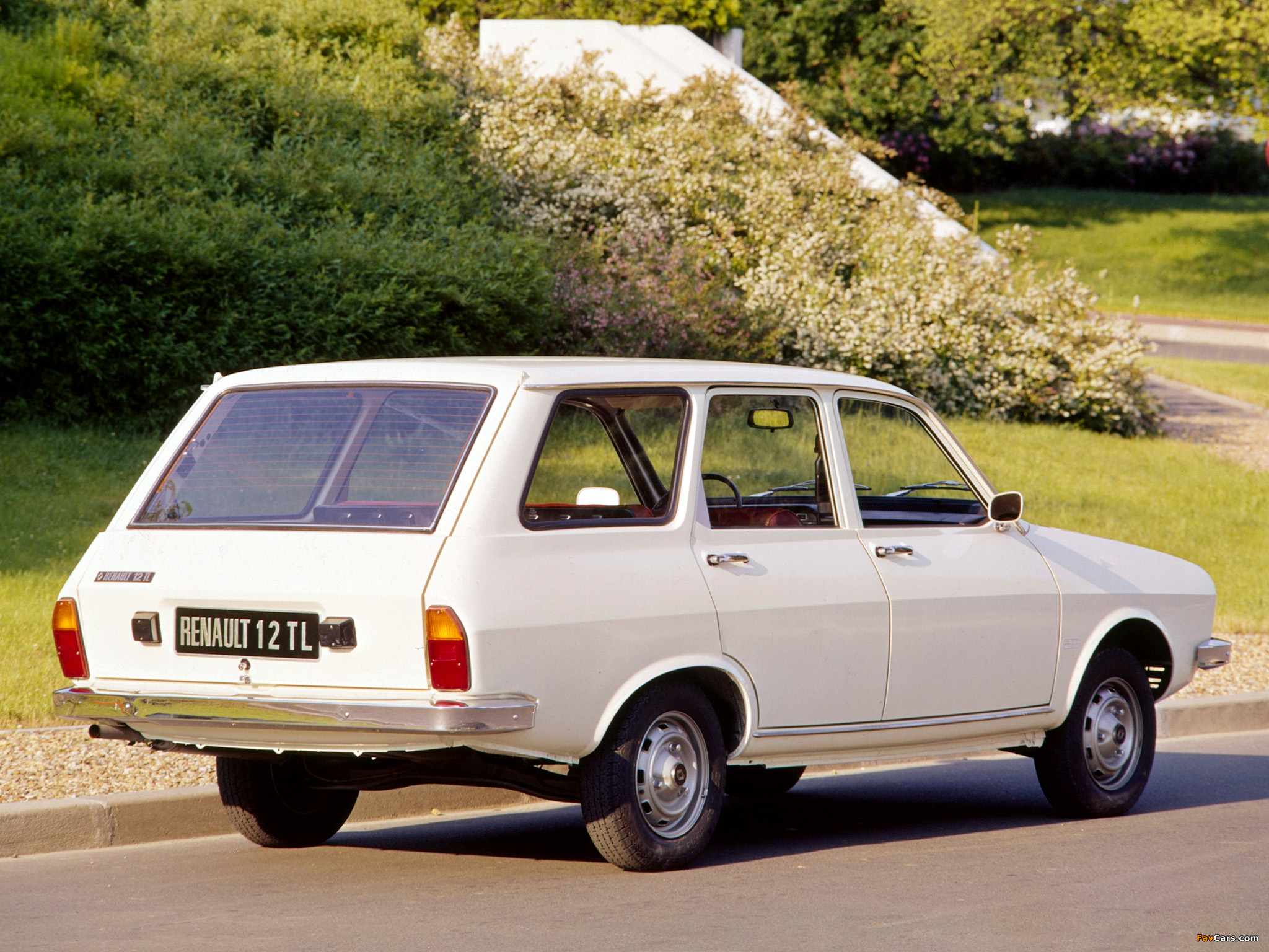 Renault 12 TL Wagon 1975–80 wallpaper