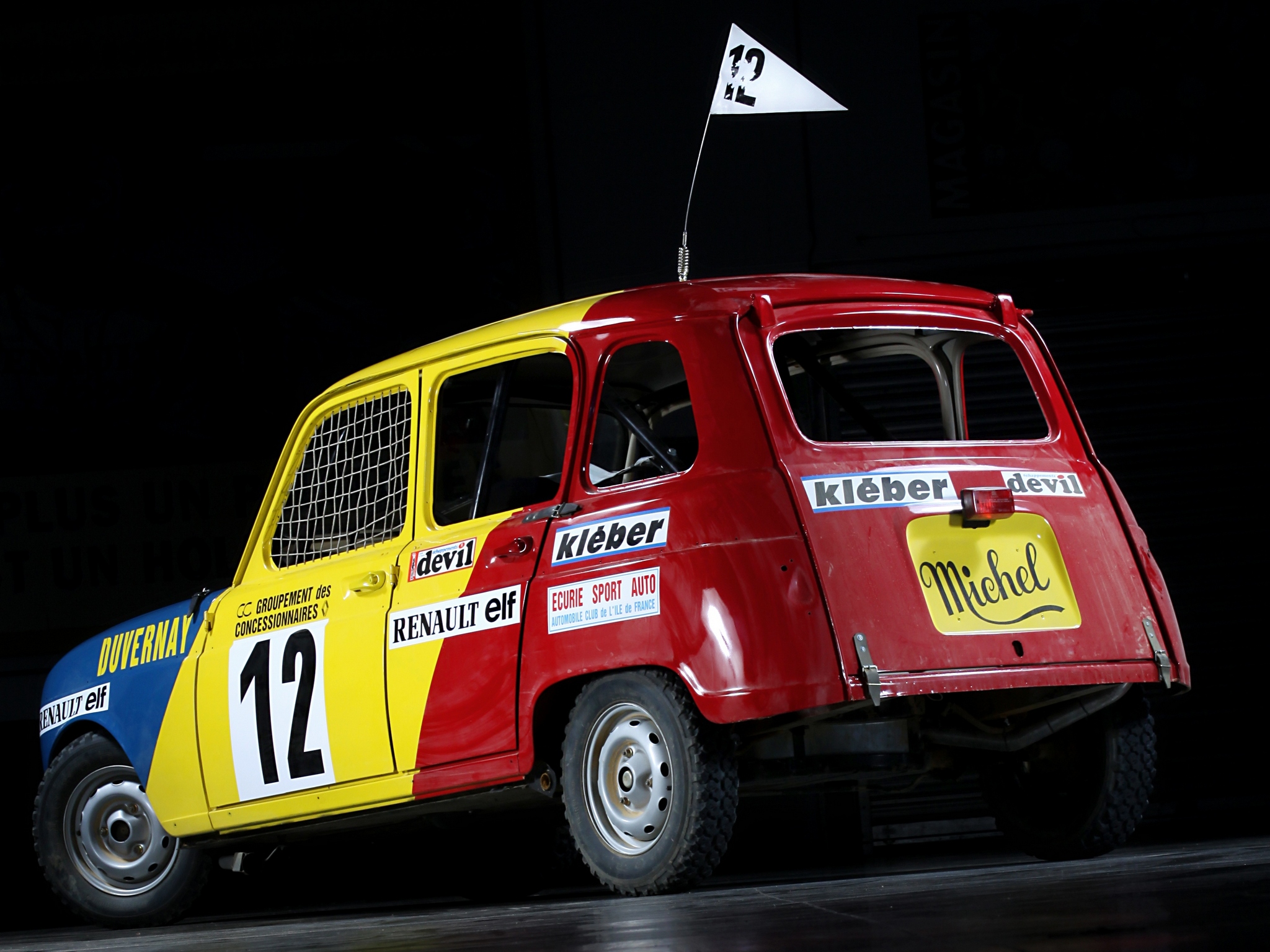 Renault Vehicle Race Car HD Wallpaper