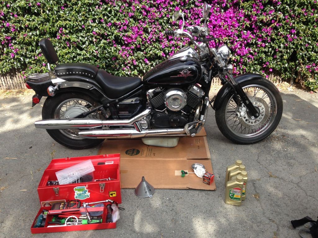 Oil And Filter Change: Yamaha V Star