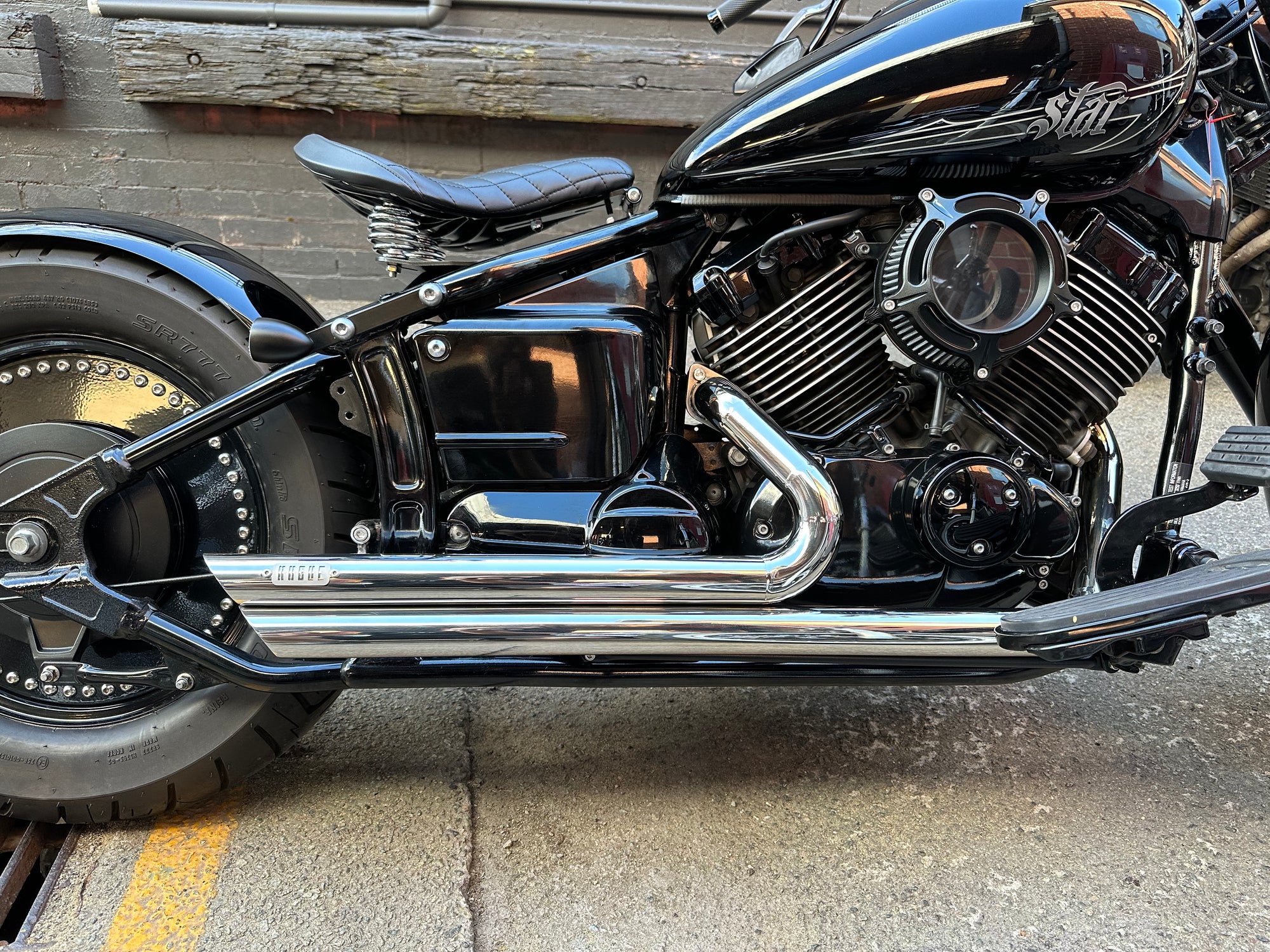 Yamaha XVS650 V Star