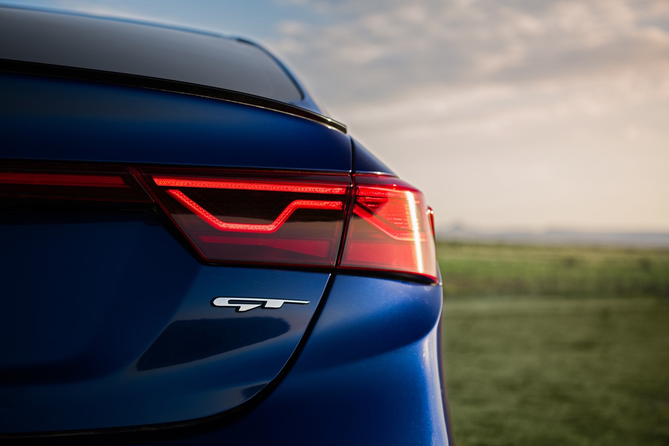 Kia Forte Photo & Videos