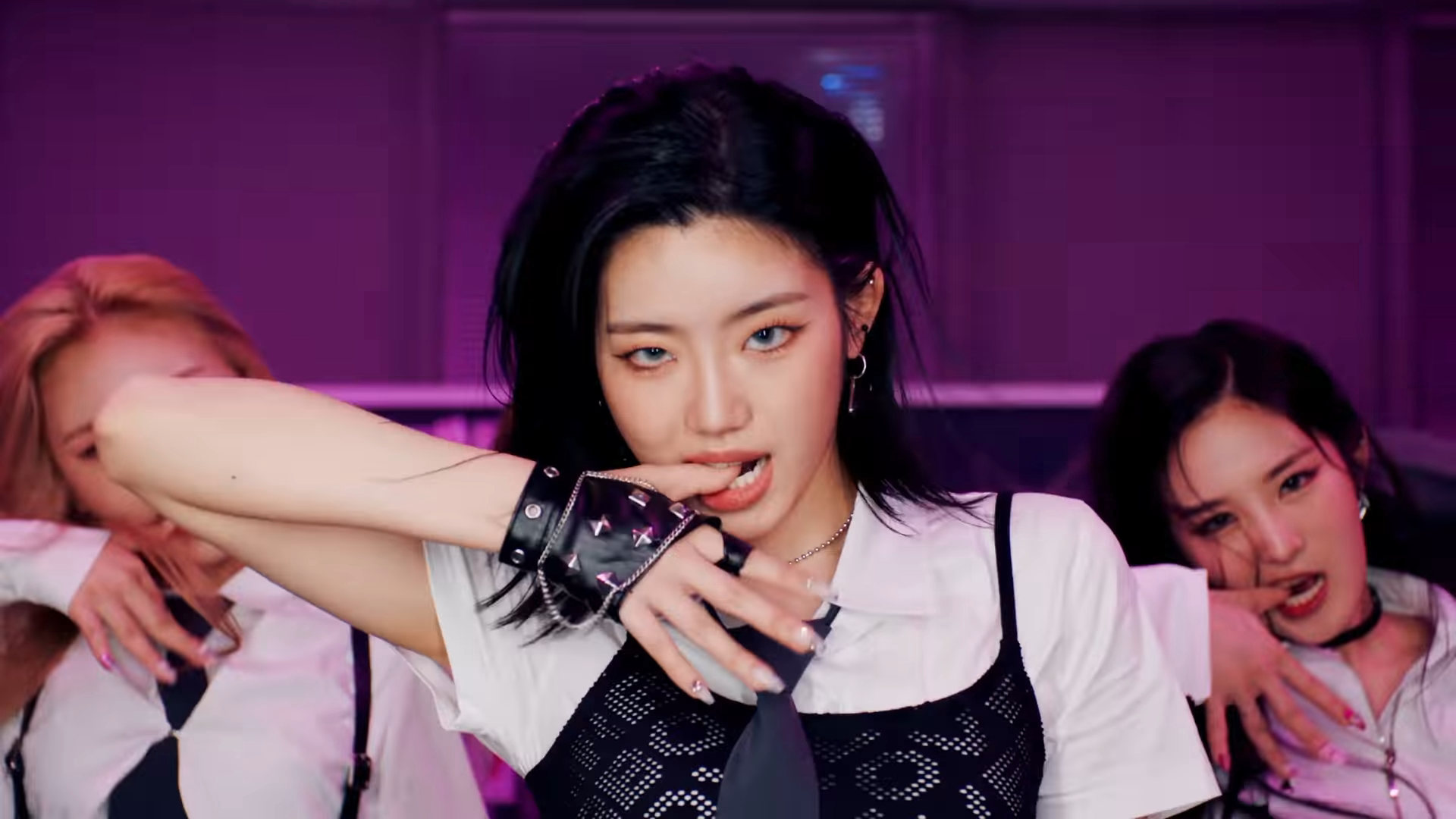 TRI.BE Who's Who Pop