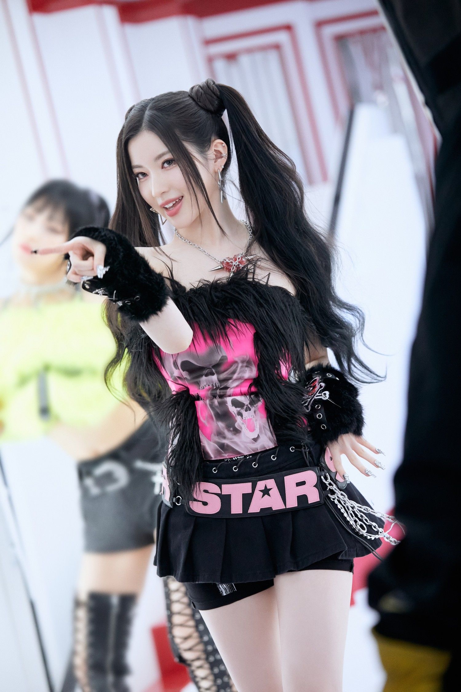 BABYMONSTER 'SHEESH' Melon