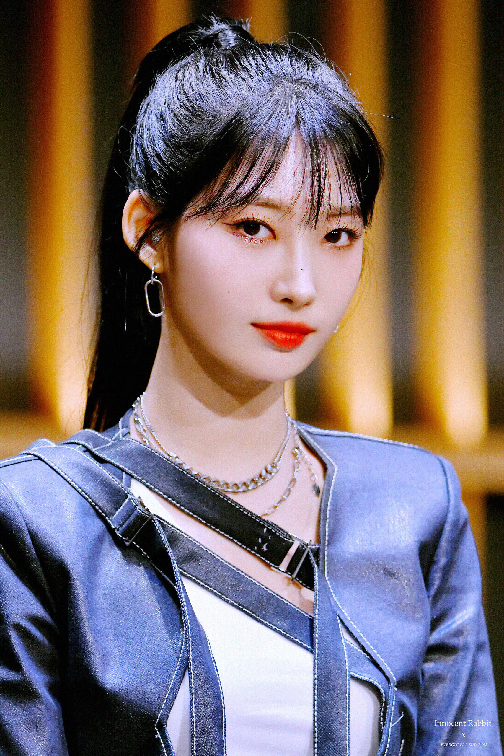EVERGLOW Sihyeon