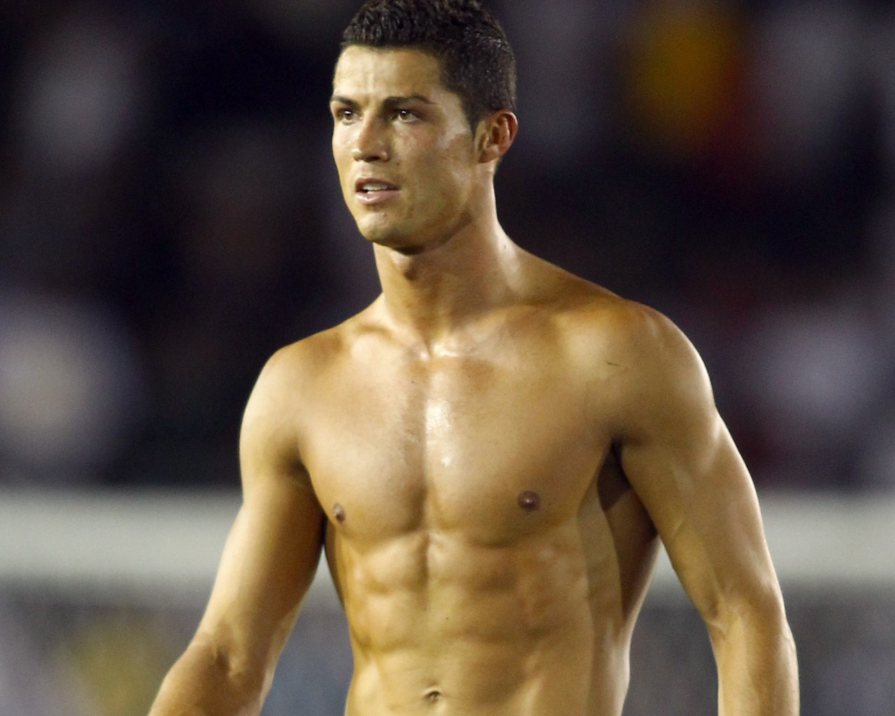 Cristiano Ronaldo shirtless body