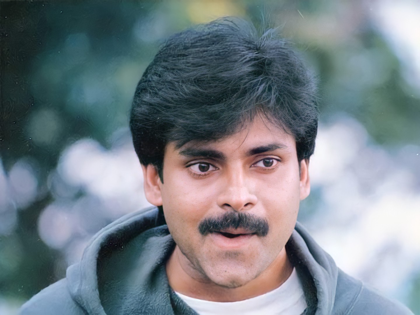 Here's Some HD Photo From #Kushi