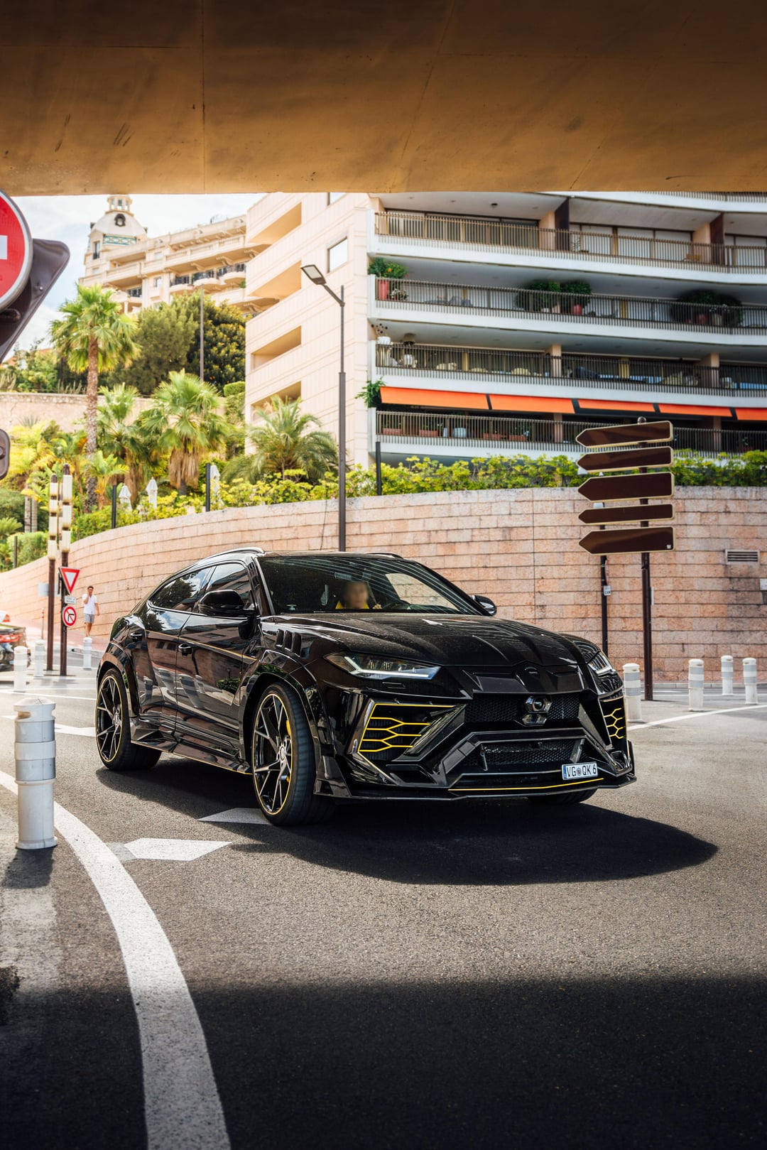 carbon Lamborghini Urus