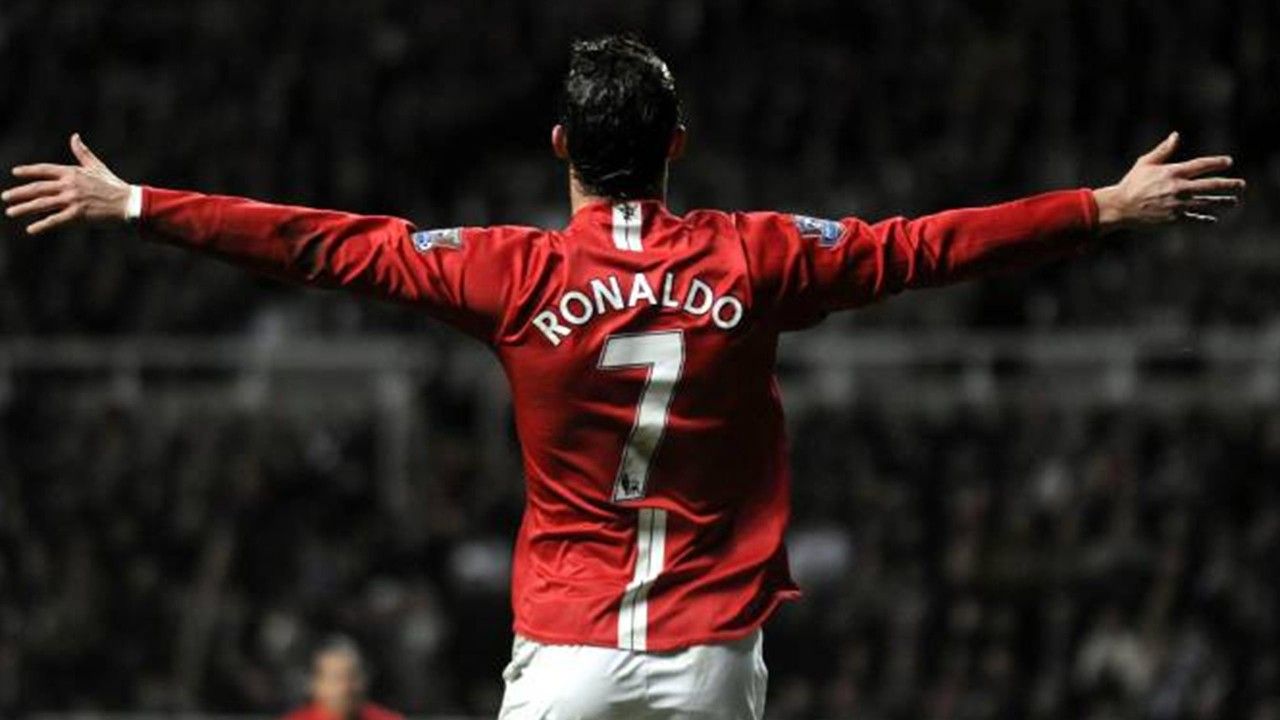 football 4k ronaldo 2008 wallpaper