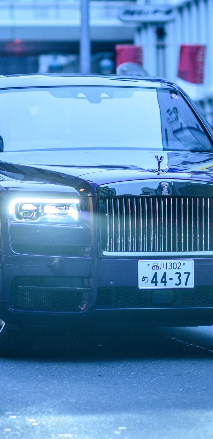 Rolls Royce Cullinan, 1440x2960 Wallpaper