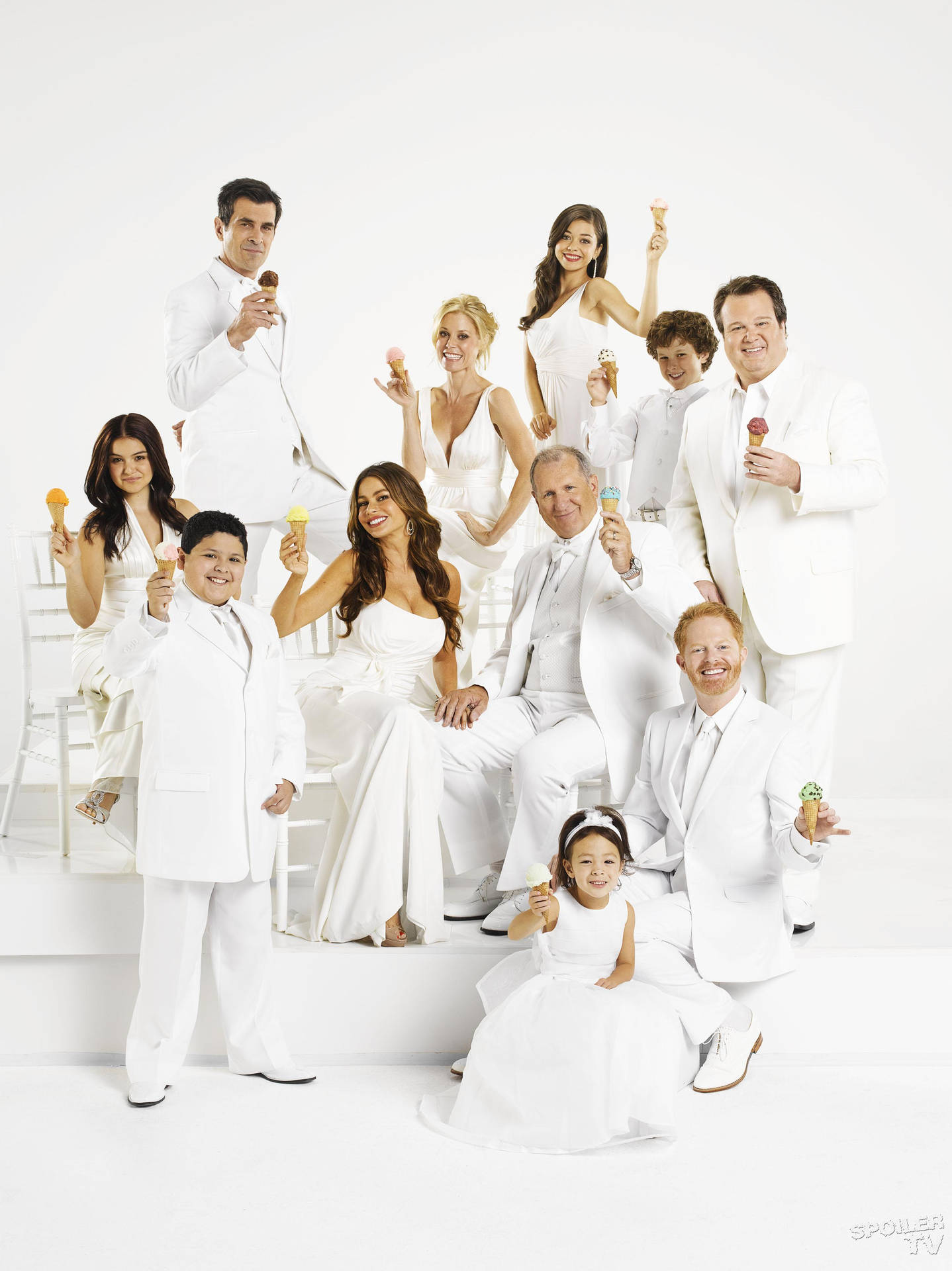 Download free Modern Family All White