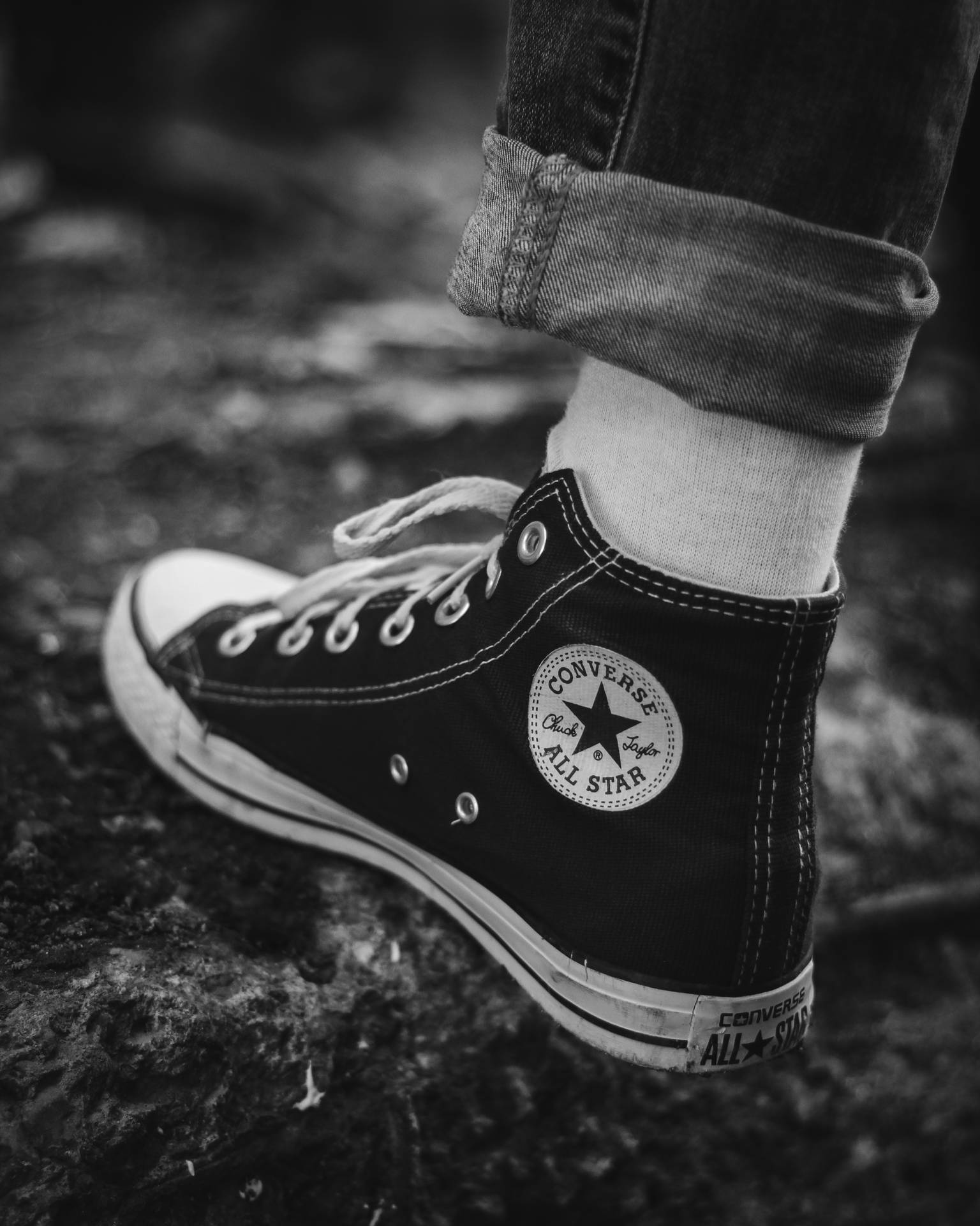 Download free Grayscale Converse High