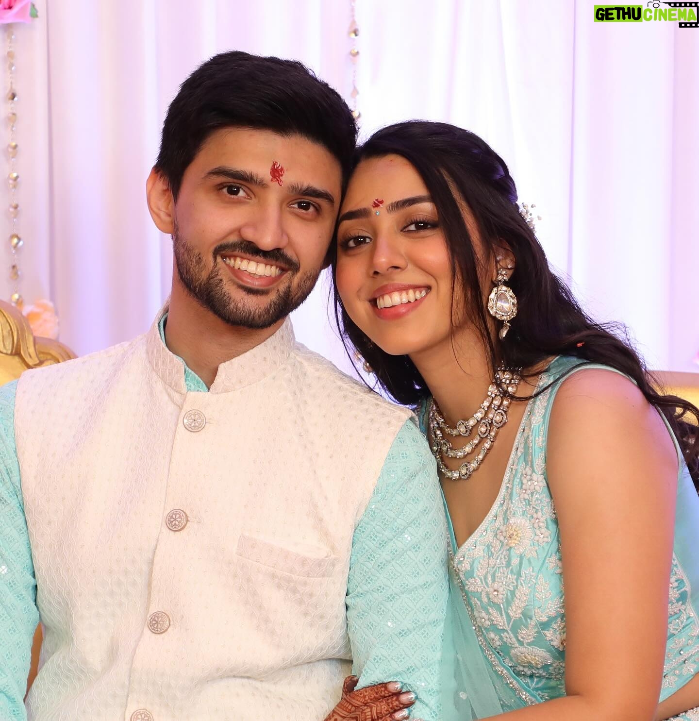 Jheel Mehta Most Liked Photo and Posts