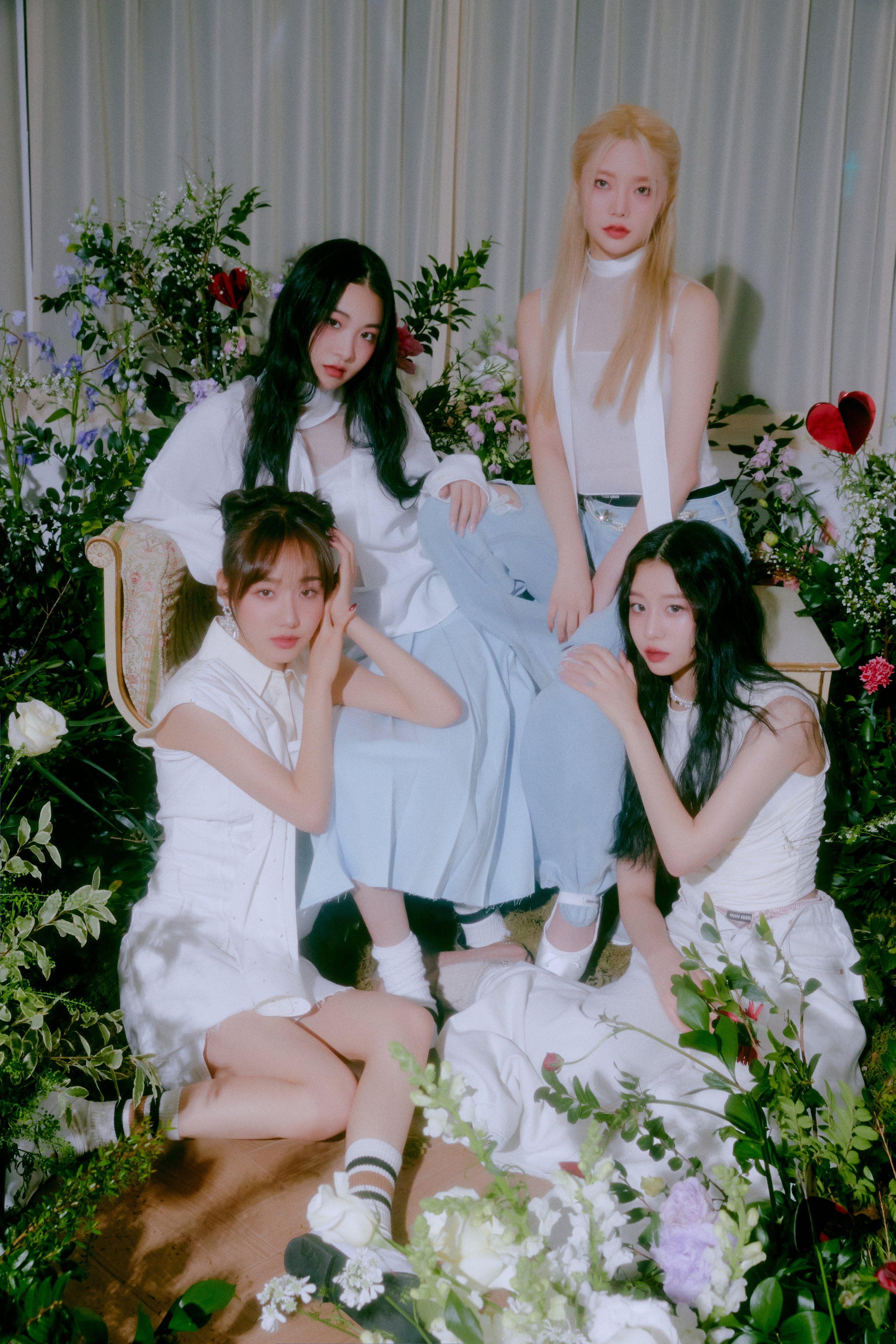 D 3 Concept Photo 'Exquisite Bloom', R
