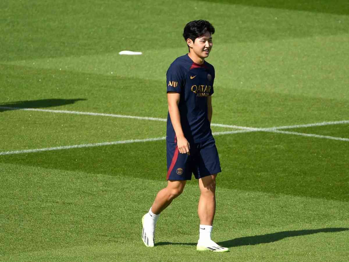 New PSG Midfielder Lee Kang In Set To